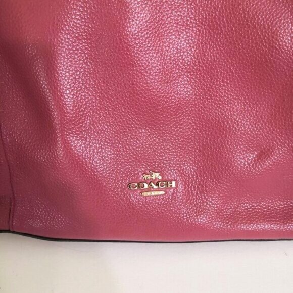 Coach Scout Hobo in Pebble Leather - Picture 3 of 15